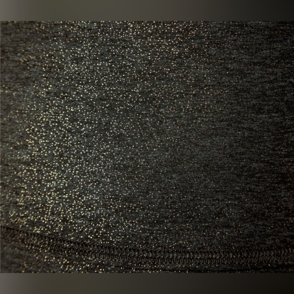 Beyond Yoga SoftShine Wanderlust Cropped Asymmetrical Bra Top Size Small New - Picture 3 of 9